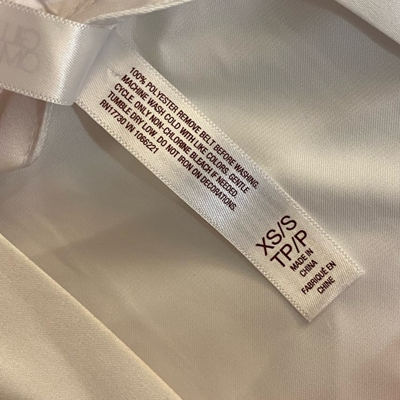 Bridal Robe - Picture 7 of 7